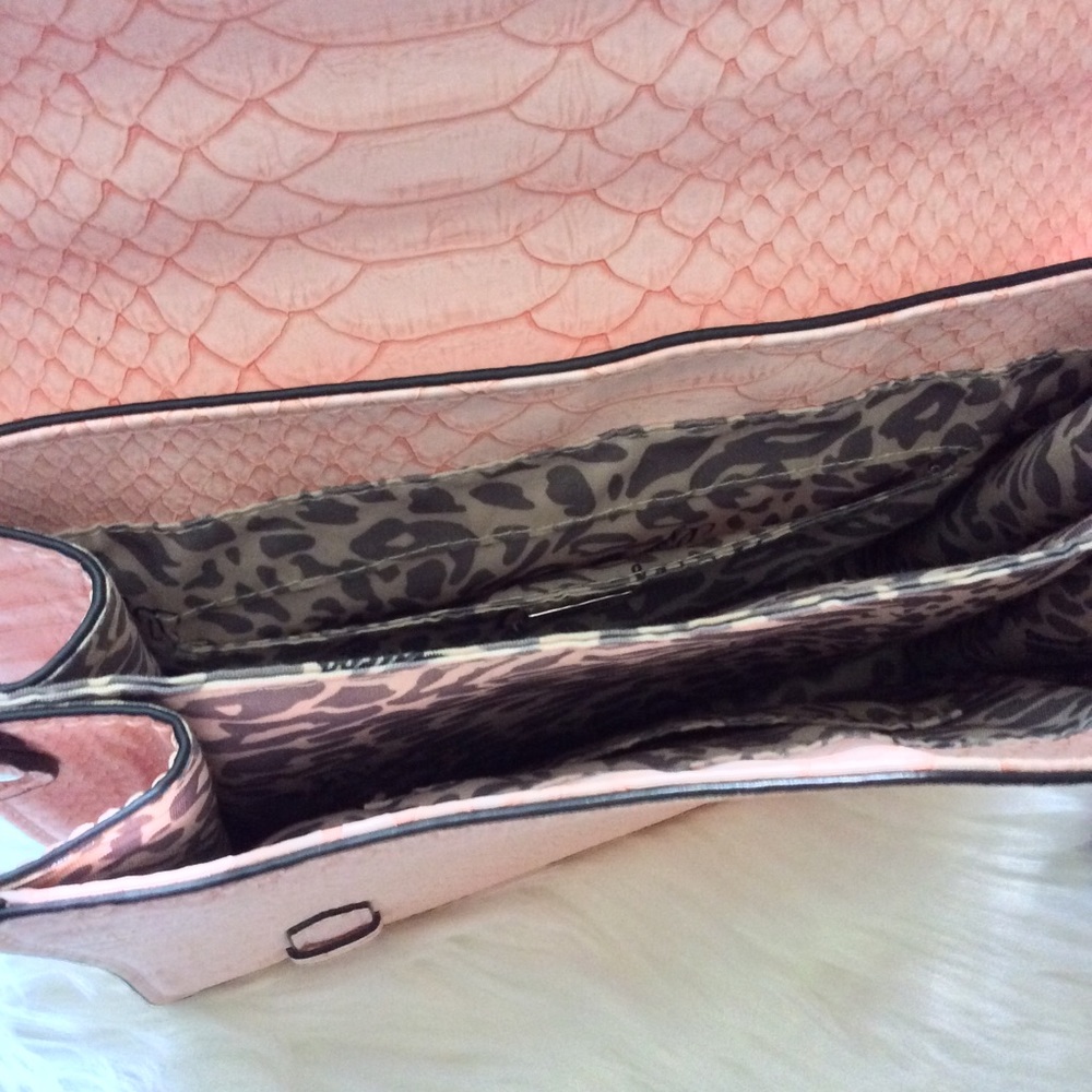 Guess bag 🧡 - Picture 5 of 5
